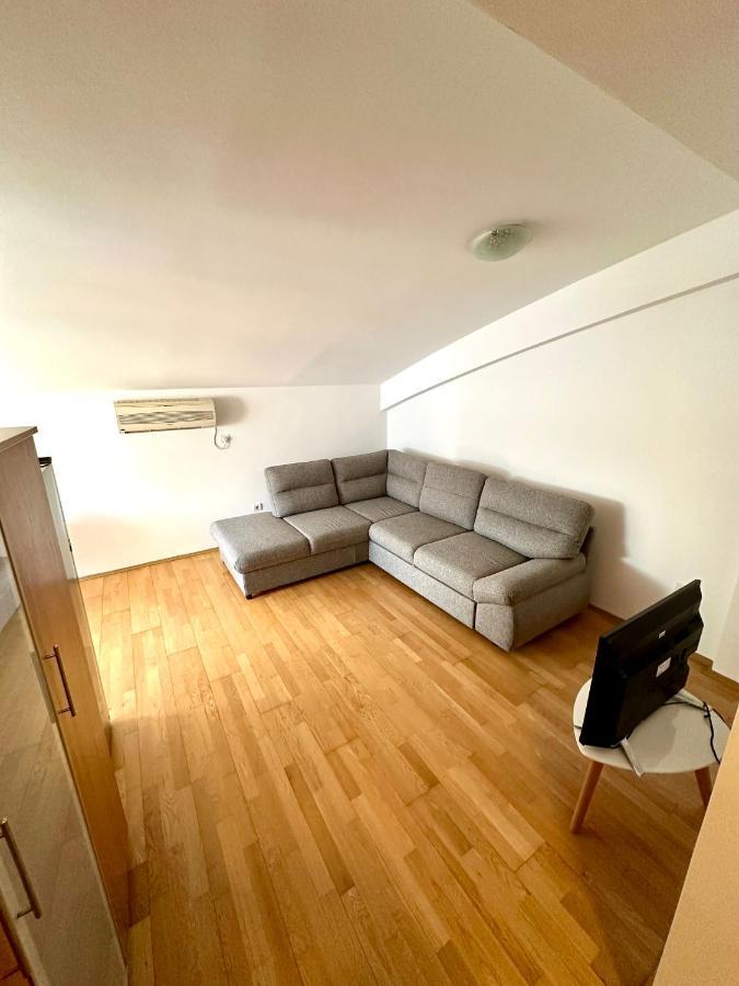 Apartment Stex 3 Podgorica Kültér fotó